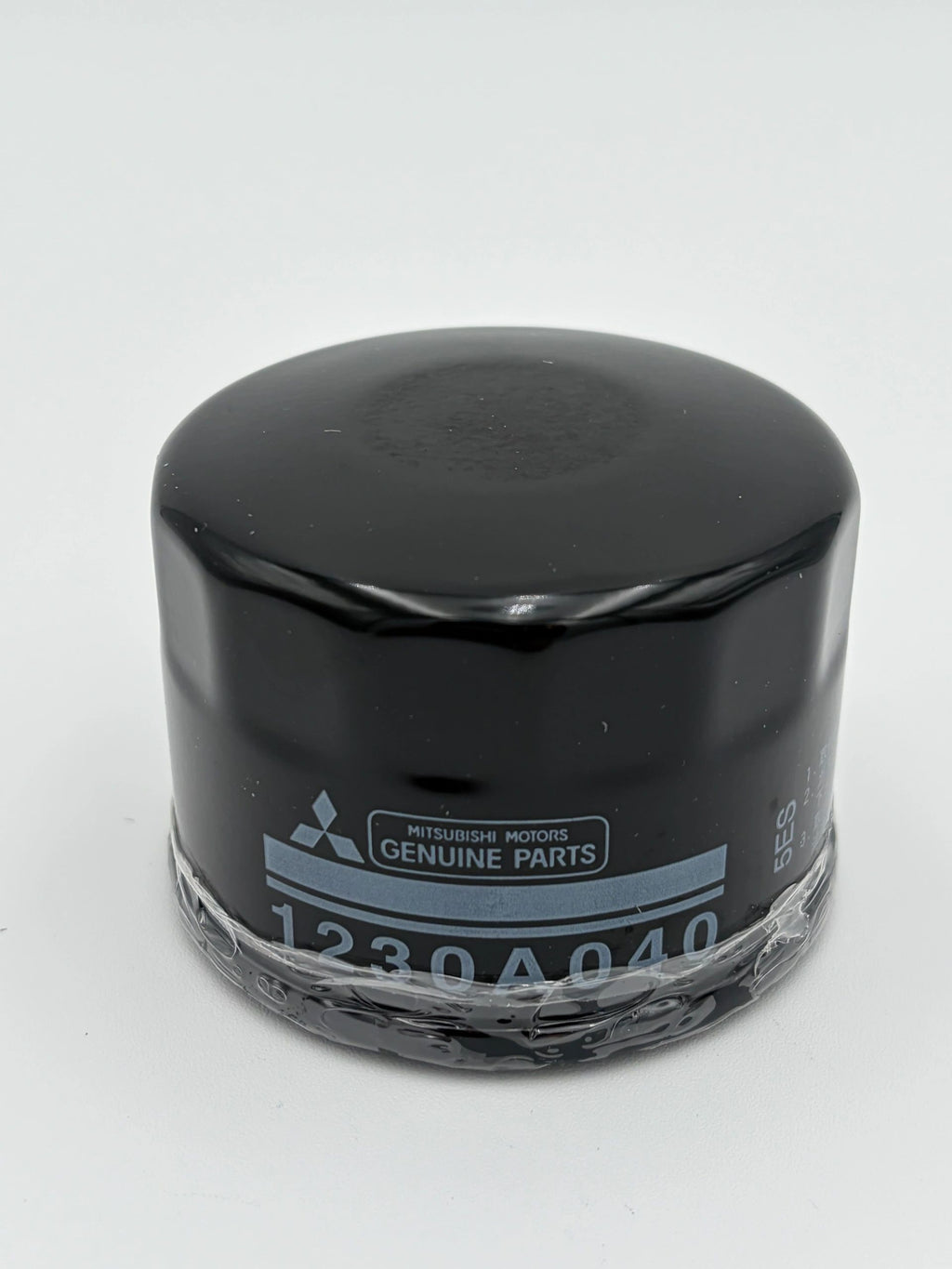 Mitsubishi Minicab Oil Filter - U42T - U62T - OEM